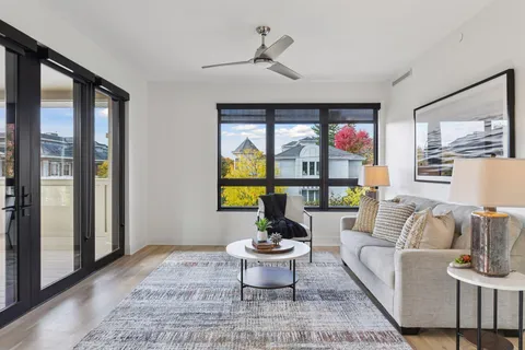 $1,950,000 | 222 Ferndale Road South, Unit 203, Wayzata, MN 55391