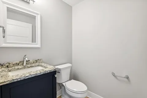 $1,950,000 | 222 Ferndale Road South, Unit 203, Wayzata, MN 55391