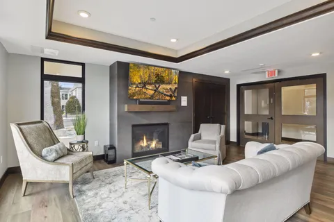 $1,950,000 | 222 Ferndale Road South, Unit 203, Wayzata, MN 55391