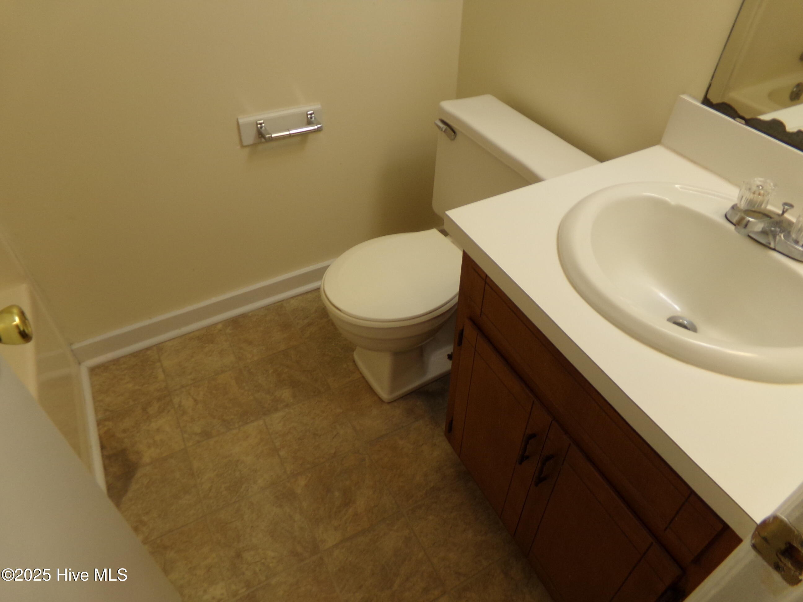 425 Rams Road Havelock, NC 28532 - Photo 9 of 25 100_0437