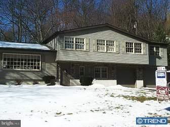 2460 Martin Road Willow Grove, PA 19090 - Photo 1 of 6 Exterior