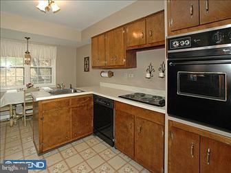 2460 Martin Road Willow Grove, PA 19090 - Photo 5 of 6 Gallery Image 5
