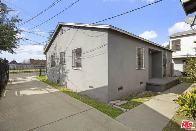 a backyard of a house