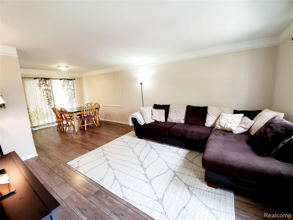 3225 Miller Road Flint, MI 48503 - Photo 7 of 18