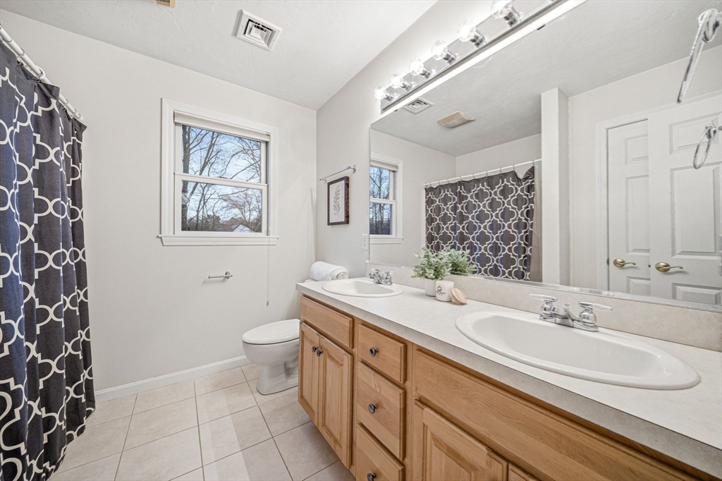 11 Little Tree Road Medway, MA 02053 - Photo 23 of 38 Gallery Image 23