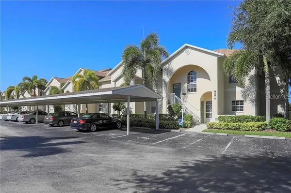 $3,500 | 8370 Wingate Drive, Unit 716, Sarasota, FL 34238