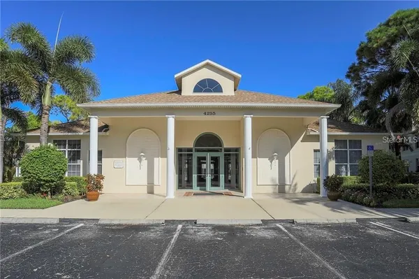 $3,500 | 8370 Wingate Drive, Unit 716, Sarasota, FL 34238
