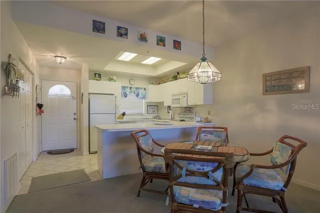 $3,500 | 8370 Wingate Drive, Unit 716, Sarasota, FL 34238