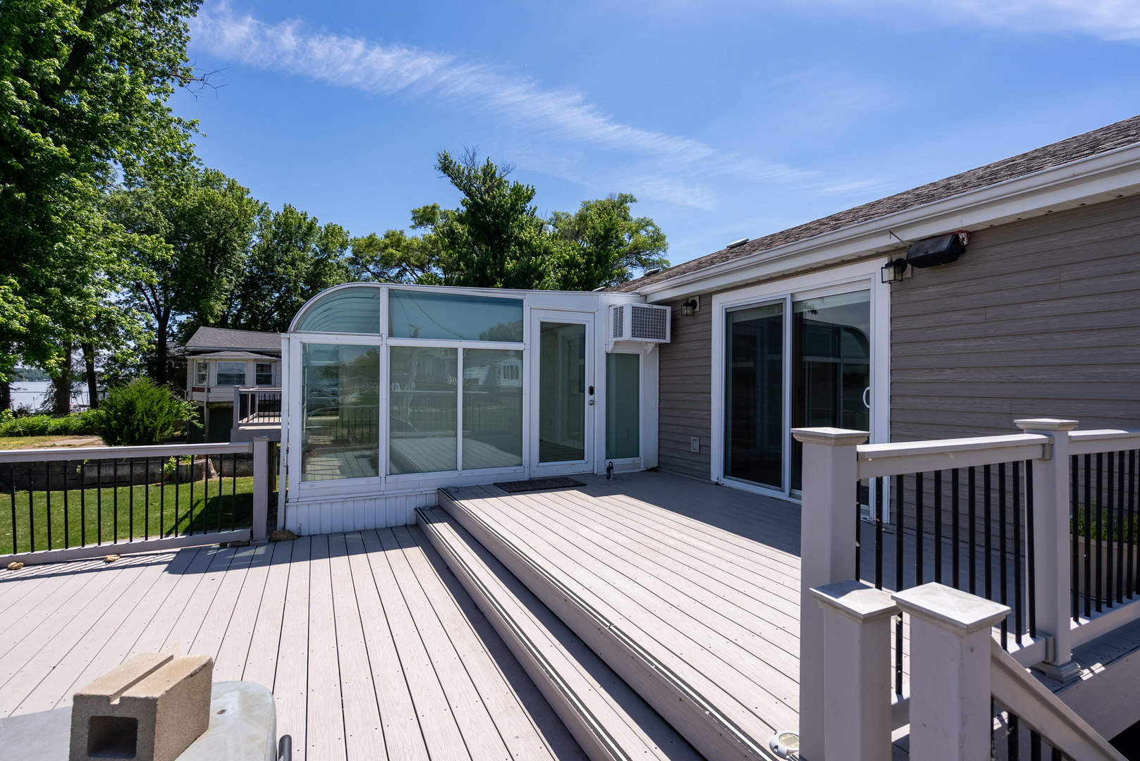 22799 Great River Road Le Claire, IA 52753 - Photo 46 of 48