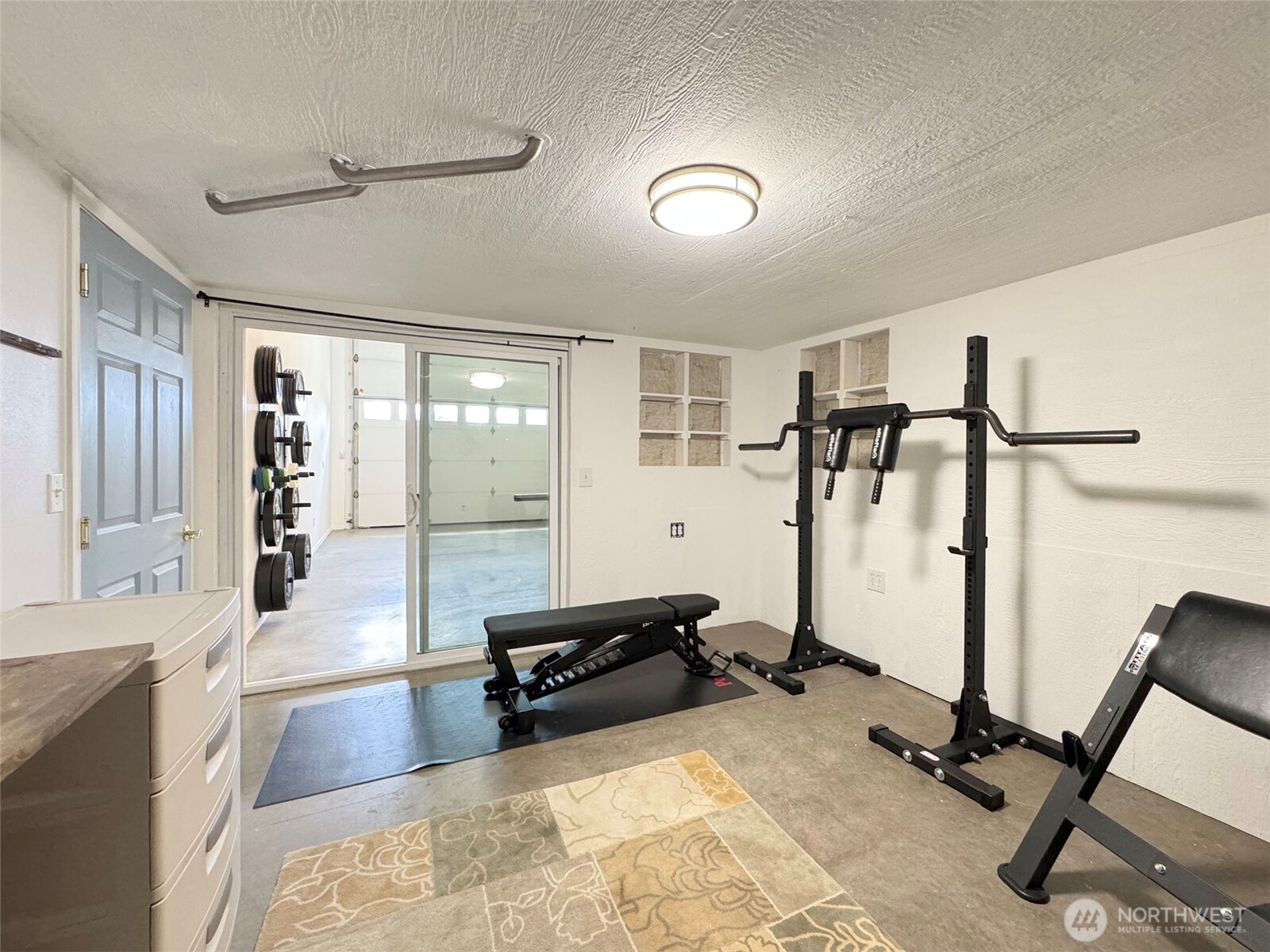 152 Macleay Road Sequim, WA 98382 - Photo 27 of 40 a view of a room with gym equipment