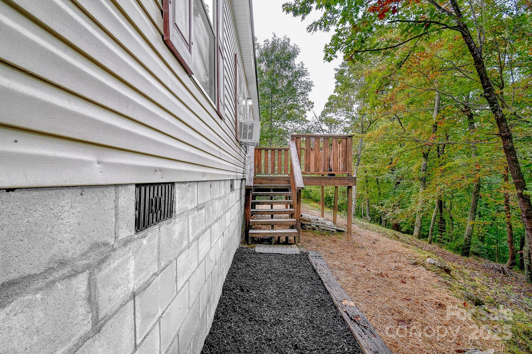 1655 Laurel Mountain View Road Flat Rock, NC 28731 - Photo 5 of 28