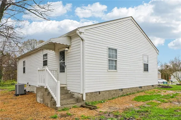 $230,000 | 728 Ben Court, Graham, NC 27253