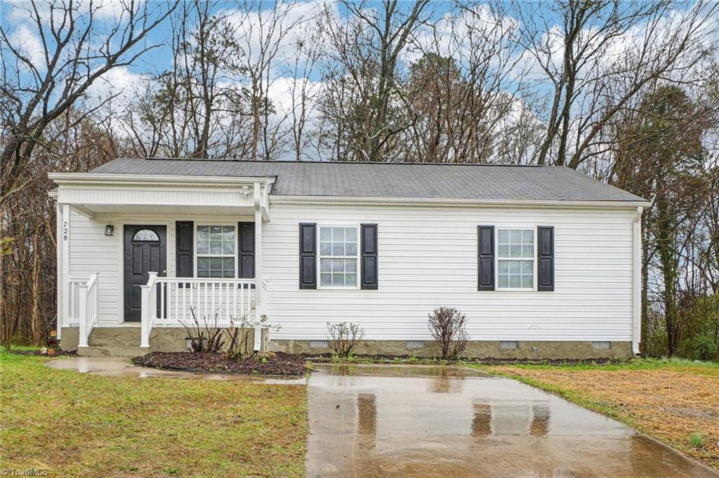 728 Ben Court Graham, NC 27253 - Photo 4 of 25