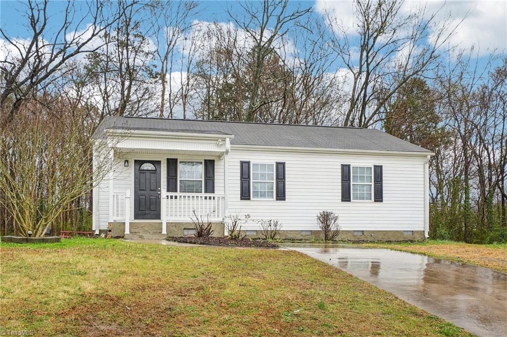 728 Ben Court Graham, NC 27253 - Photo 5 of 25