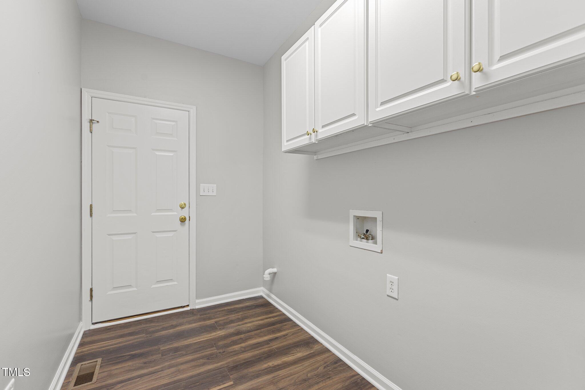 1613 Cheshire Bridge Road Durham, NC 27712 - Photo 16 of 41 Laundry Room