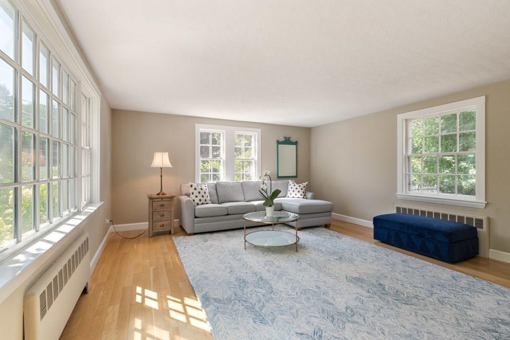 2 Hayward Road Wayland, MA 01778 - Photo 5 of 32