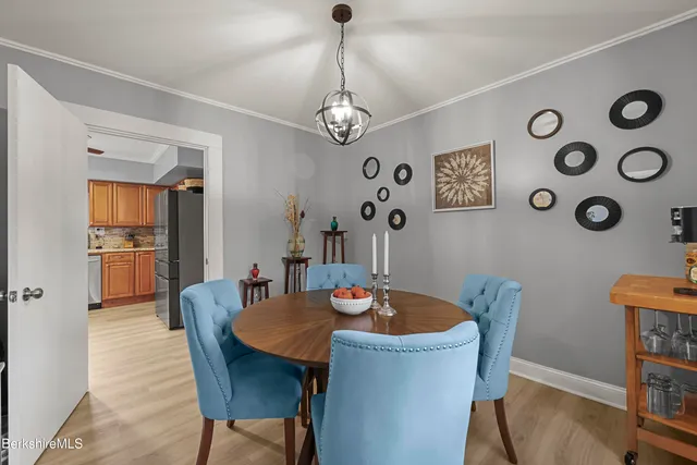 $389,900 | 386 Cheshire Road, Pittsfield, MA 01201