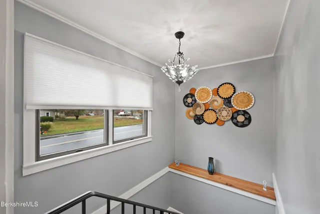 $389,900 | 386 Cheshire Road, Pittsfield, MA 01201