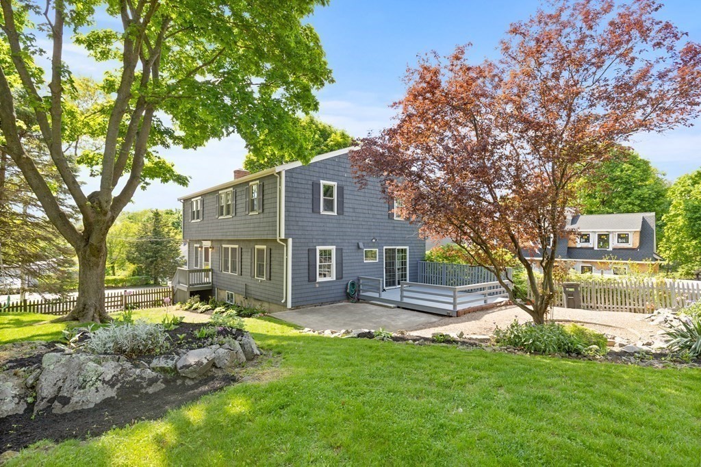 121 Wompatuck Road Hingham, MA 02043 - Photo 11 of 37 Gallery Image 11