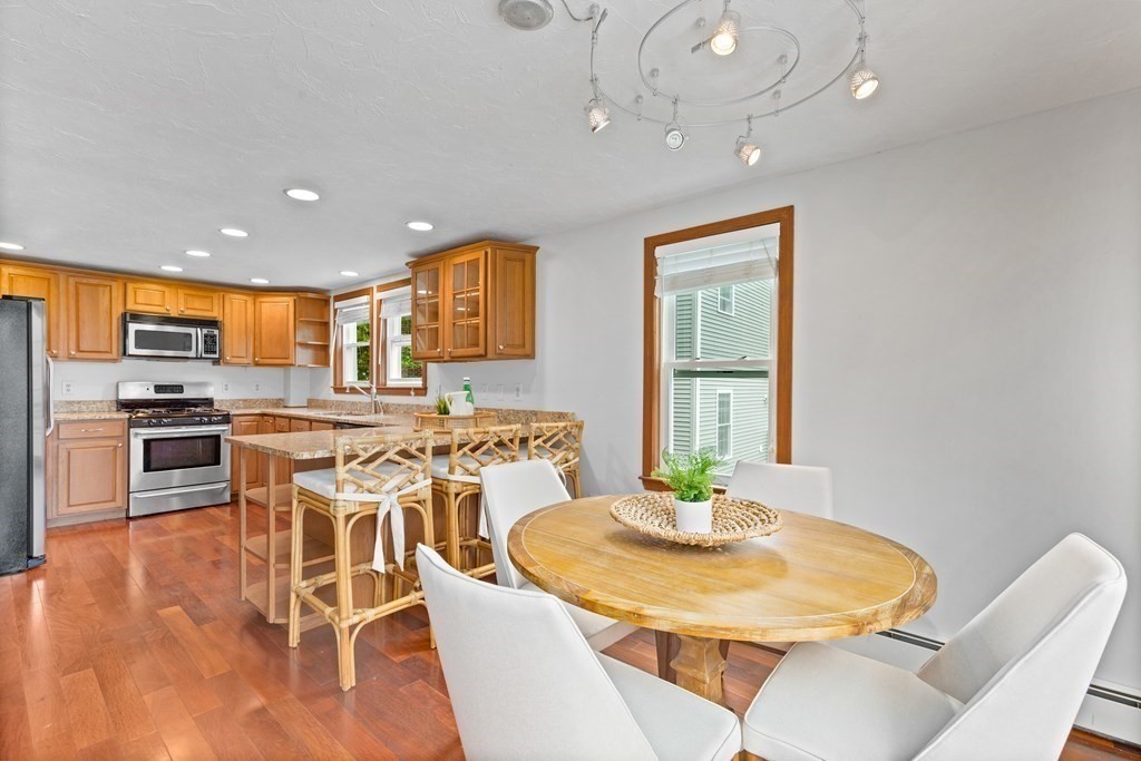 121 Wompatuck Road Hingham, MA 02043 - Photo 9 of 37 Gallery Image 9