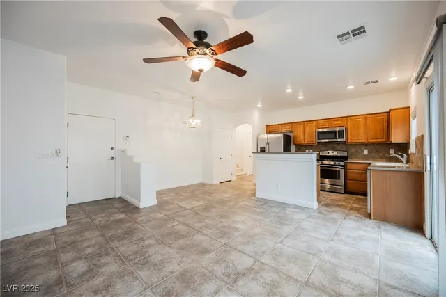 $1,700 | 1110 Luna Eclipse Lane, Unit 1, Henderson, NV 89002