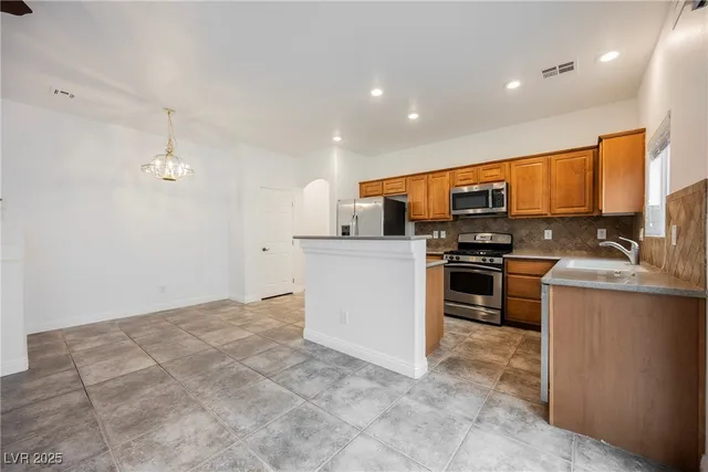 $1,700 | 1110 Luna Eclipse Lane, Unit 1, Henderson, NV 89002