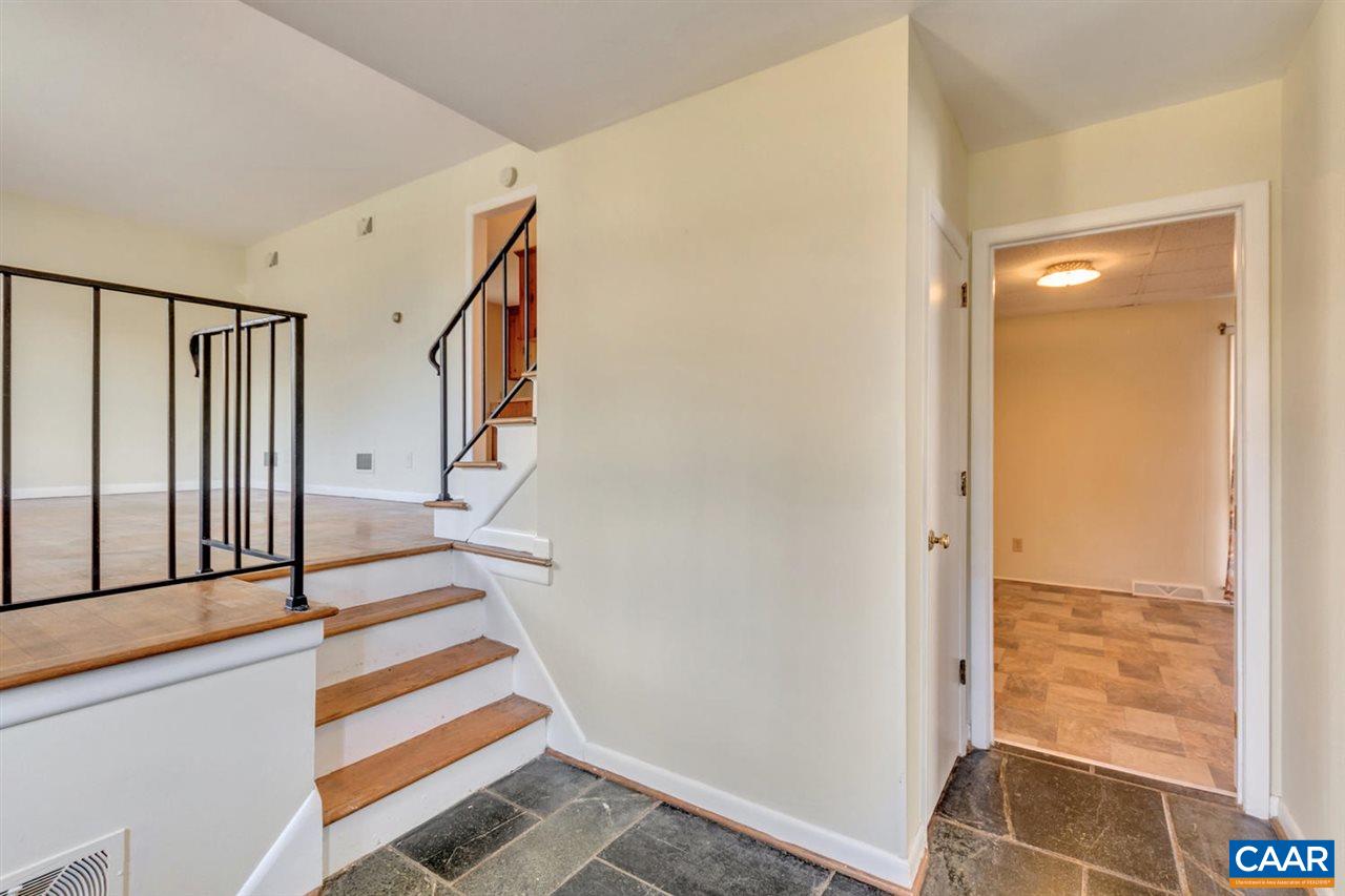 1420 Forest Ridge Road Charlottesville, VA 22903 - Photo 5 of 24 Gallery Image 5