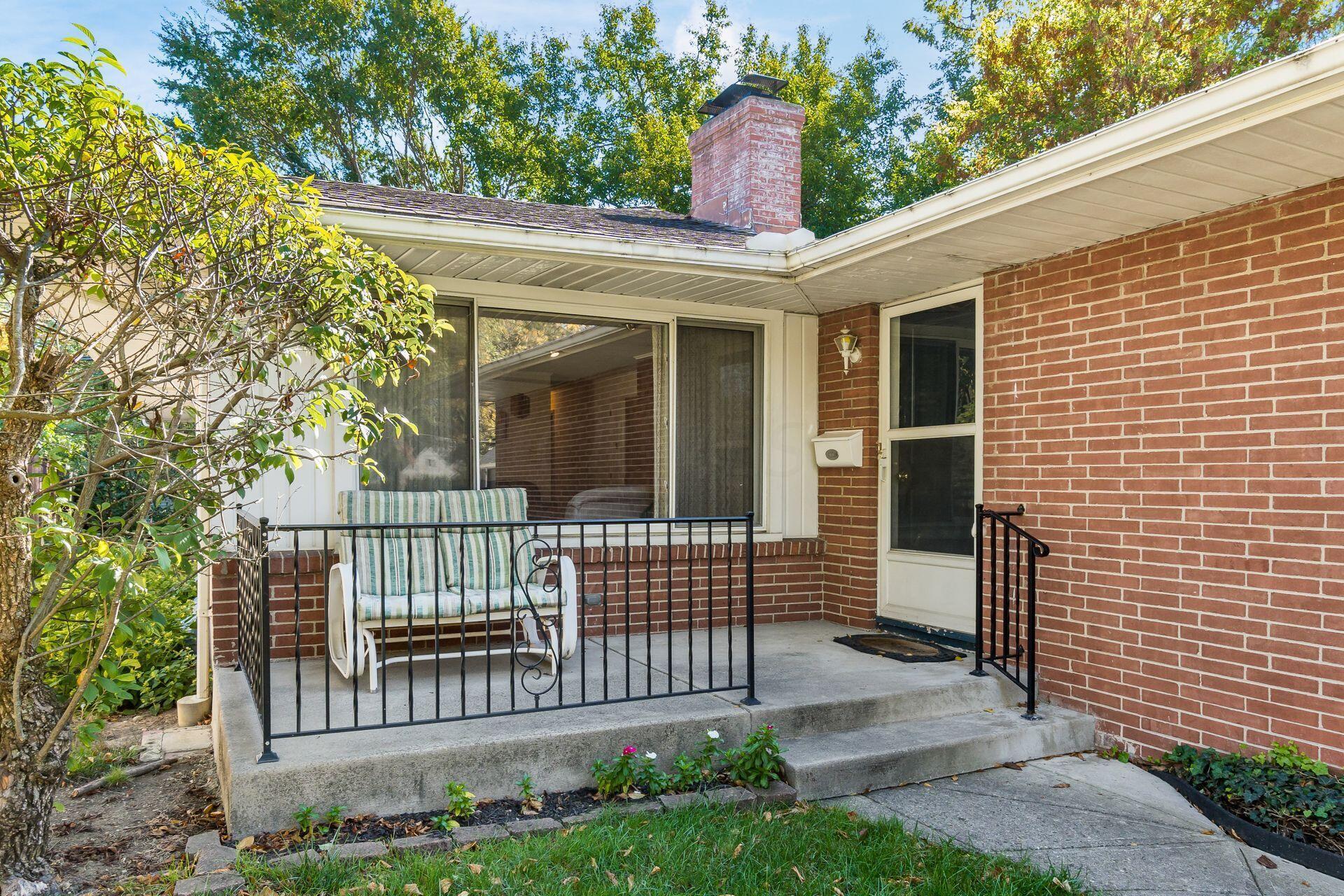 200 North Merkle Road Columbus, OH 43209 - Photo 2 of 37 036_ 200 N Merkle Drone 069-2