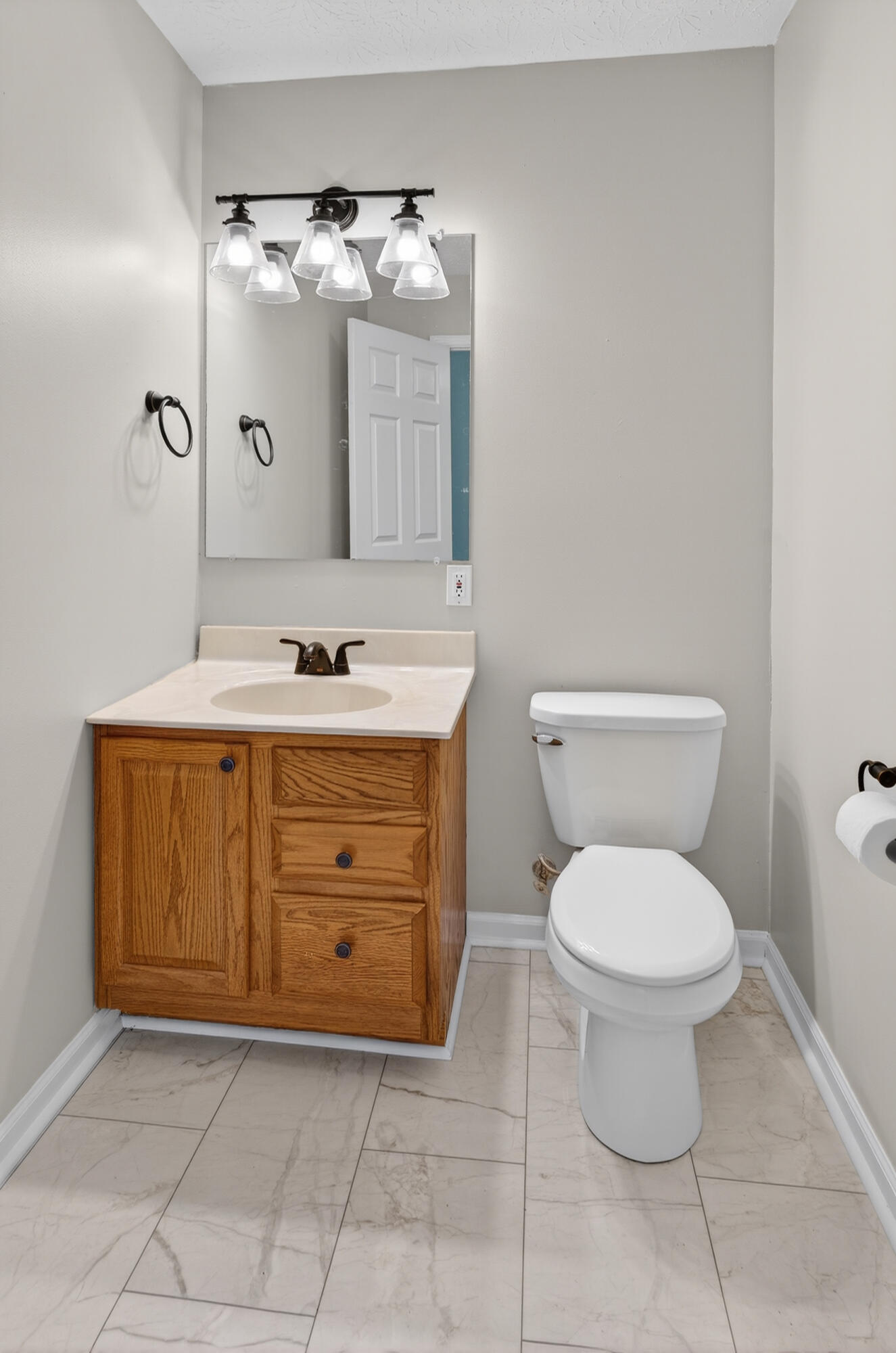 407-409 Walnut Road Boaz, KY 42027 - Photo 13 of 35 Half Bathroom