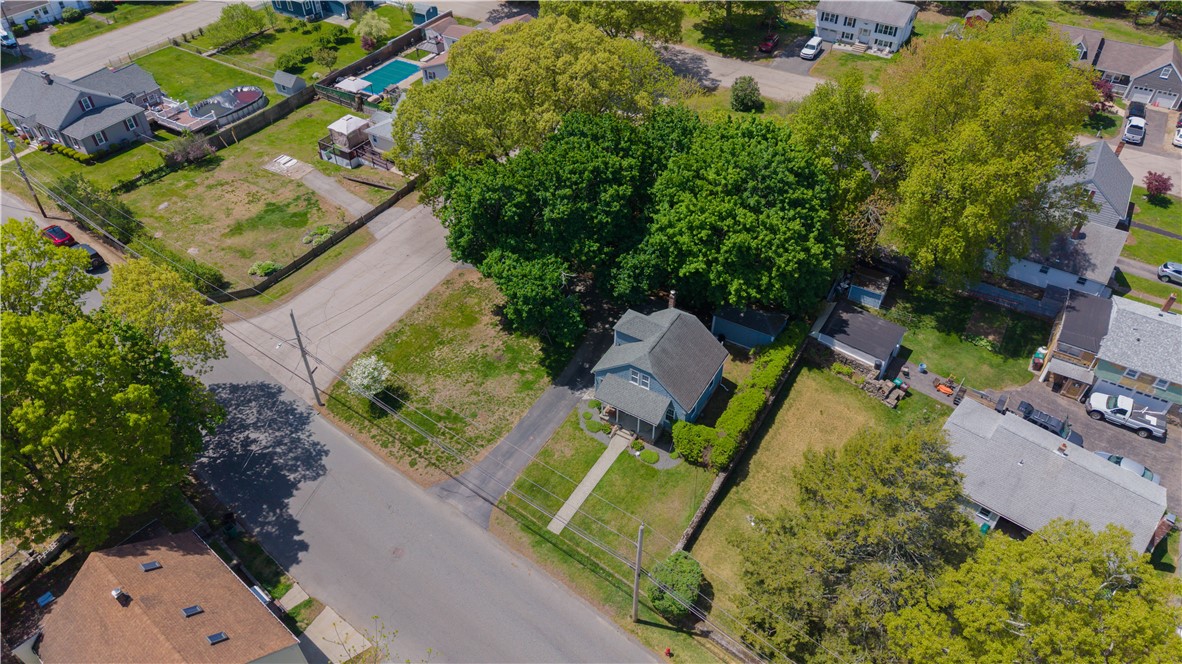 195 Talcott Street Woonsocket, RI 02895 - Photo 10 of 34