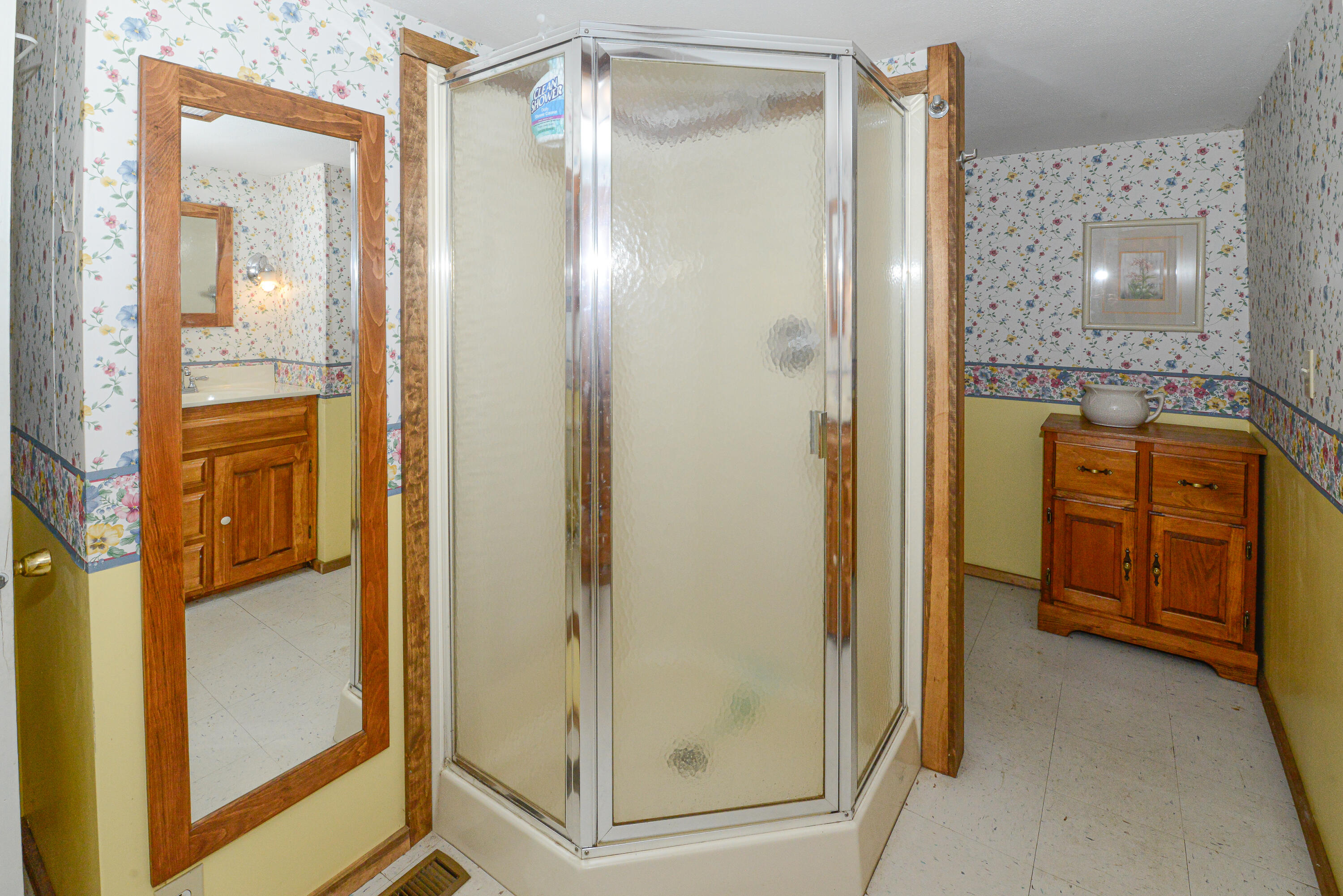 24 Boulder Road Raymond, ME 04071 - Photo 28 of 44 Bathroom with Standup Shower