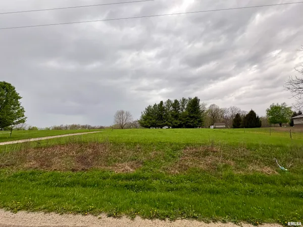 $329,900 | 16093 King Road, Danvers, IL 61732