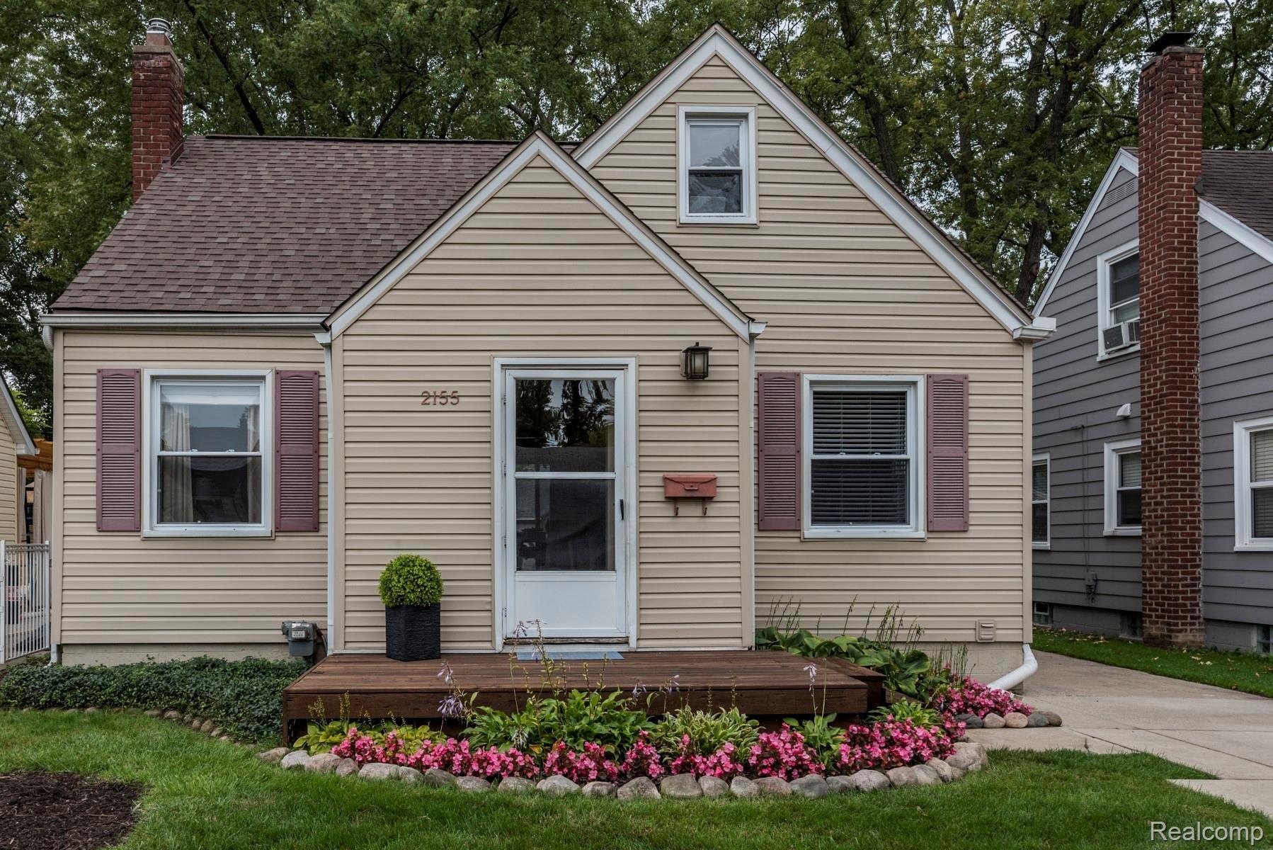 2155 Cambridge Road Berkley, MI 48072 - Photo 1 of 24 Front Photo