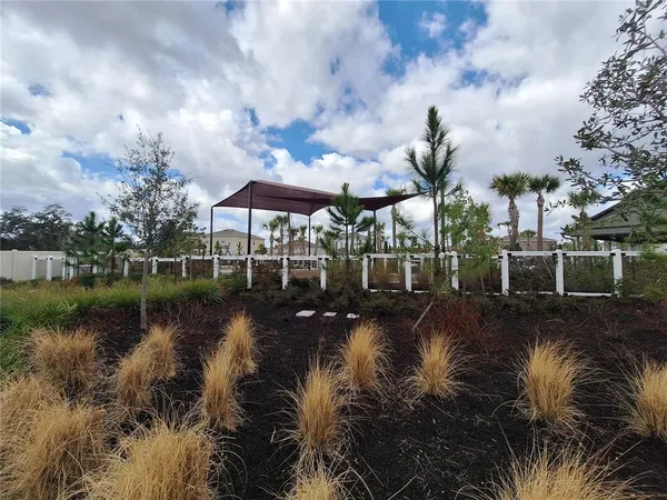 $2,250 | 35735 Sunflower Hl Drive, Zephyrhills, FL 33541