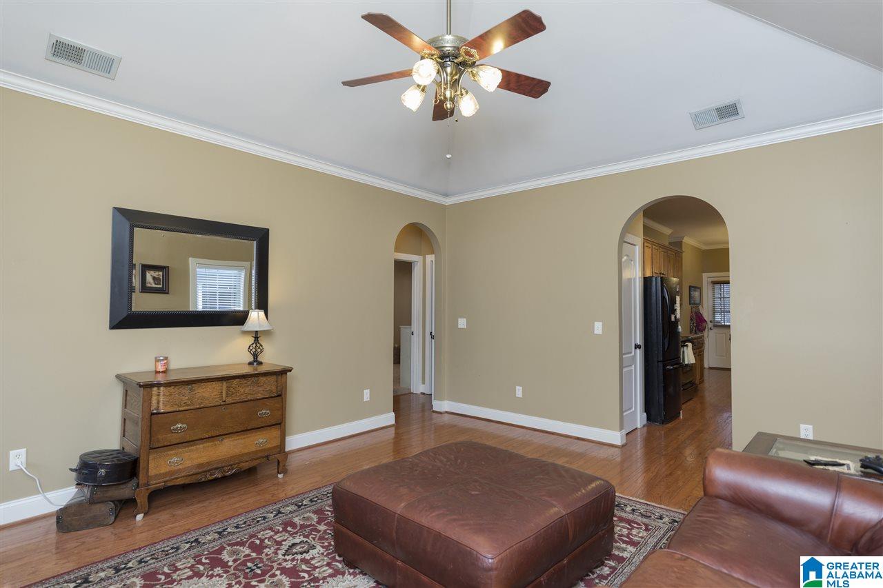 1102 Weybridge Road Pelham, AL 35124 - Photo 7 of 27