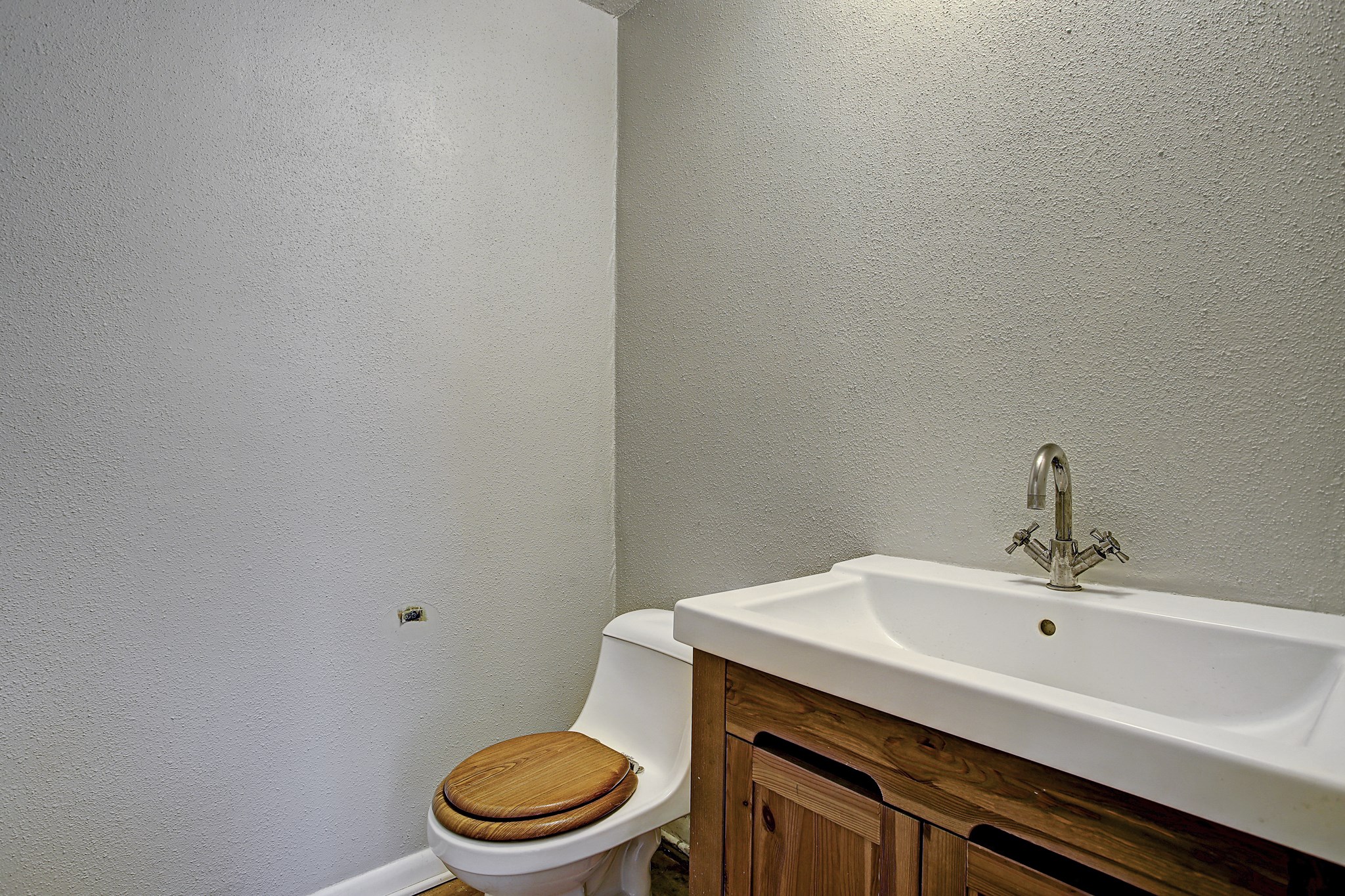 217 Roy Street, Unit 2 Houston, TX 77007 - Photo 11 of 23