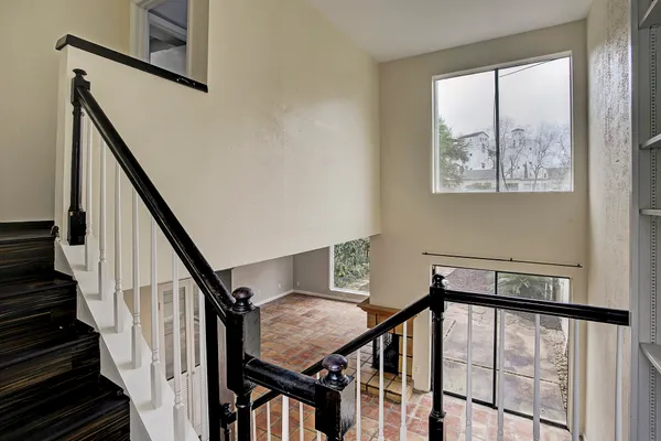 $2,500 | 217 Roy Street, Unit 2, Houston, TX 77007