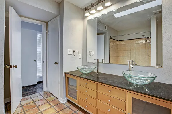 $2,500 | 217 Roy Street, Unit 2, Houston, TX 77007