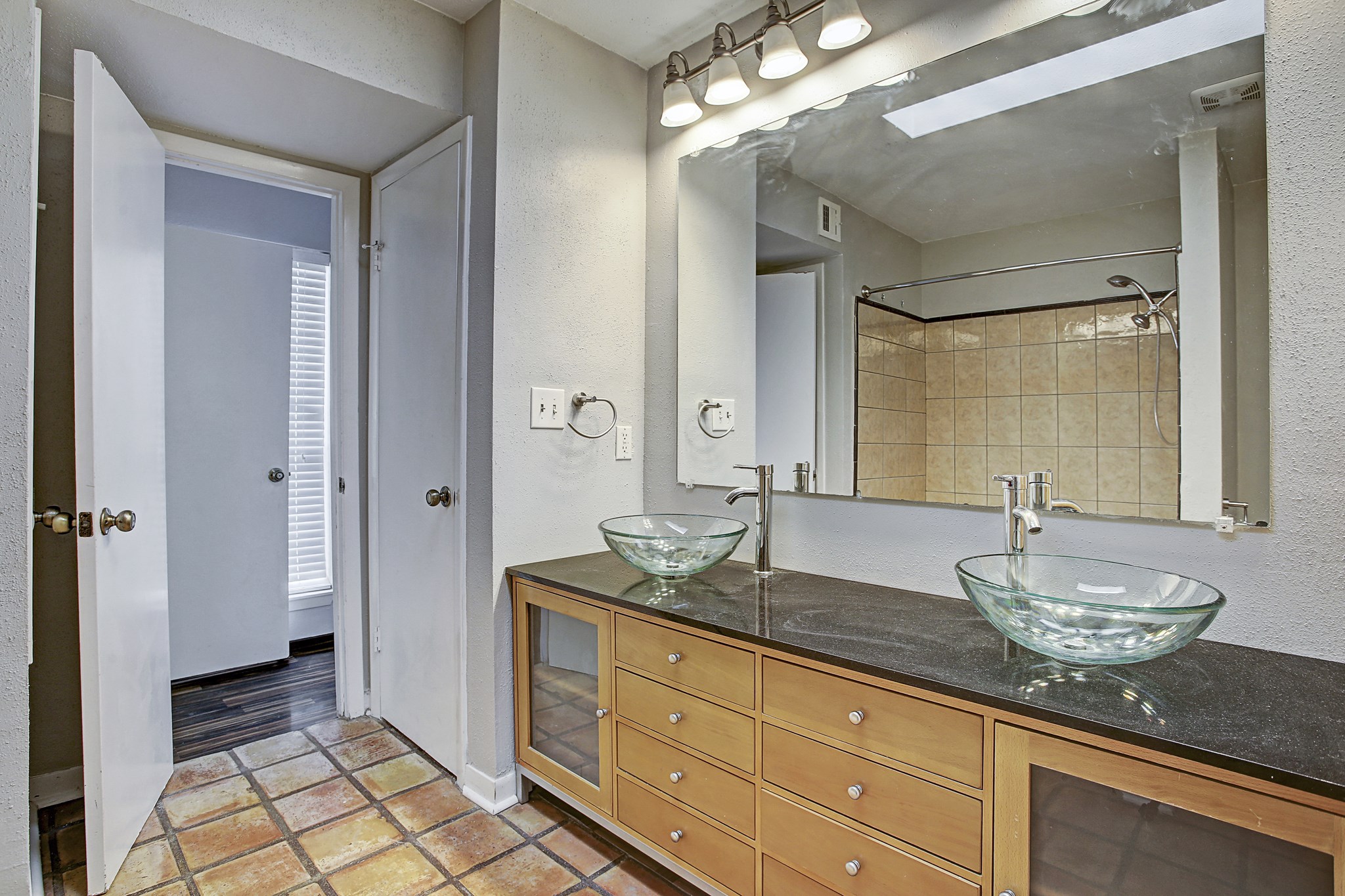 217 Roy Street, Unit 2 Houston, TX 77007 - Photo 16 of 23