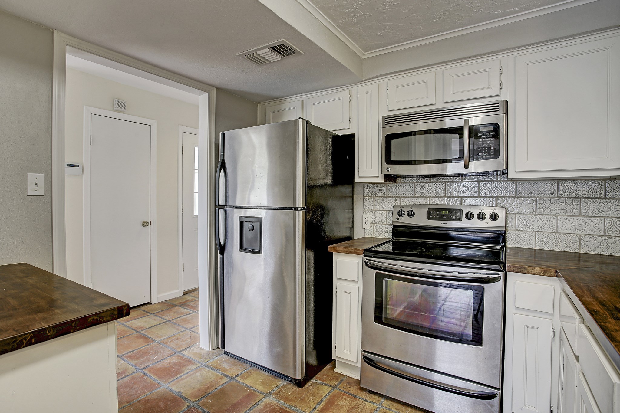 217 Roy Street, Unit 2 Houston, TX 77007 - Photo 2 of 23