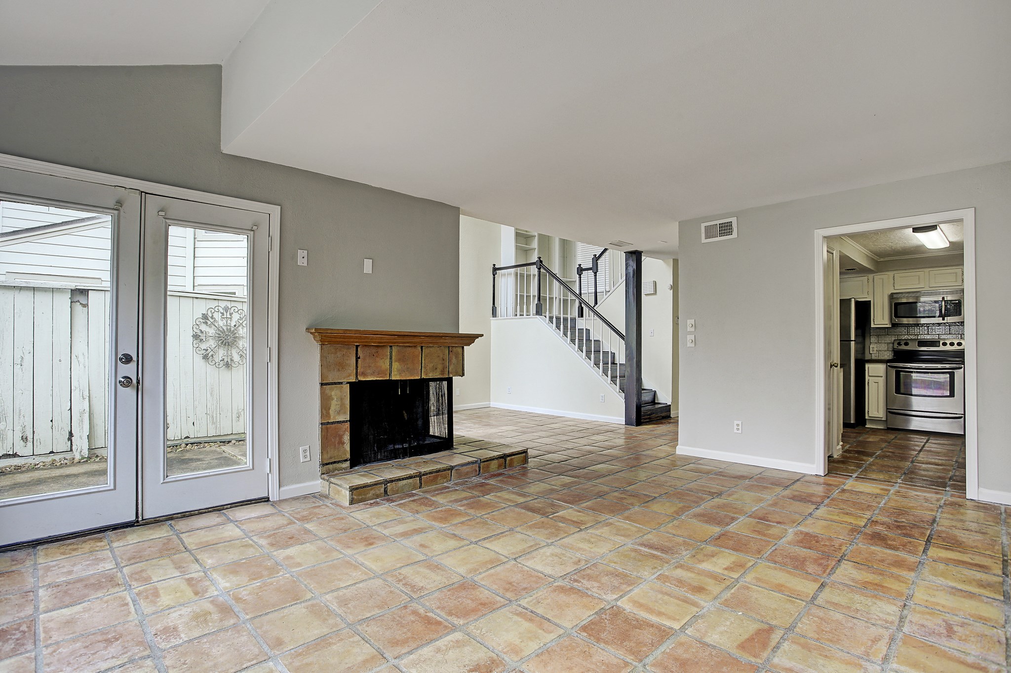 217 Roy Street, Unit 2 Houston, TX 77007 - Photo 6 of 23