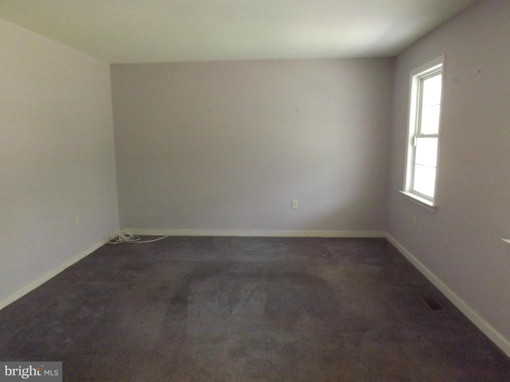9186 Lothian Road King George, VA 22485 - Photo 3 of 30 Family Room