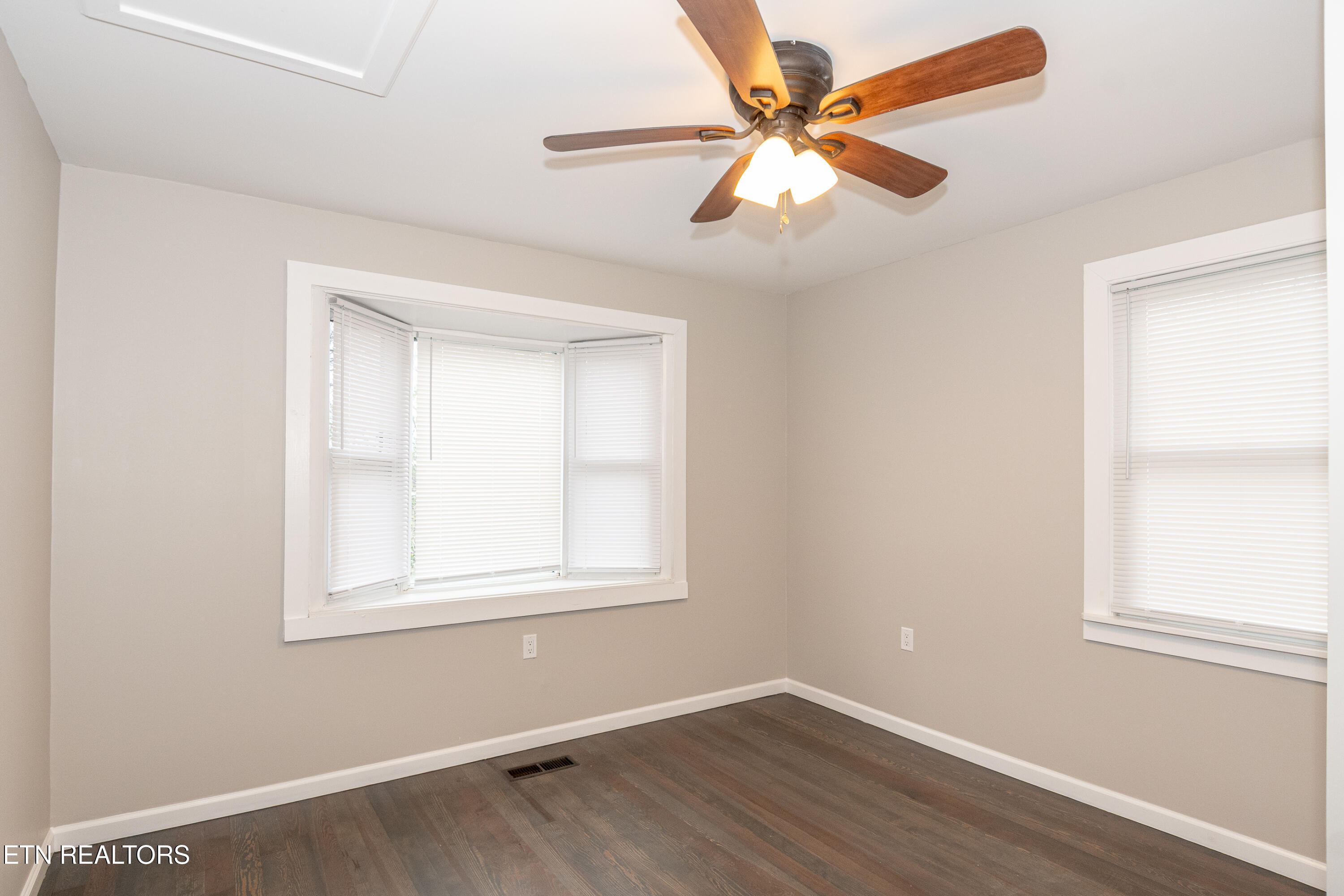 1119 Cherry Street Alcoa, TN 37701 - Photo 20 of 37 Bedroom 1