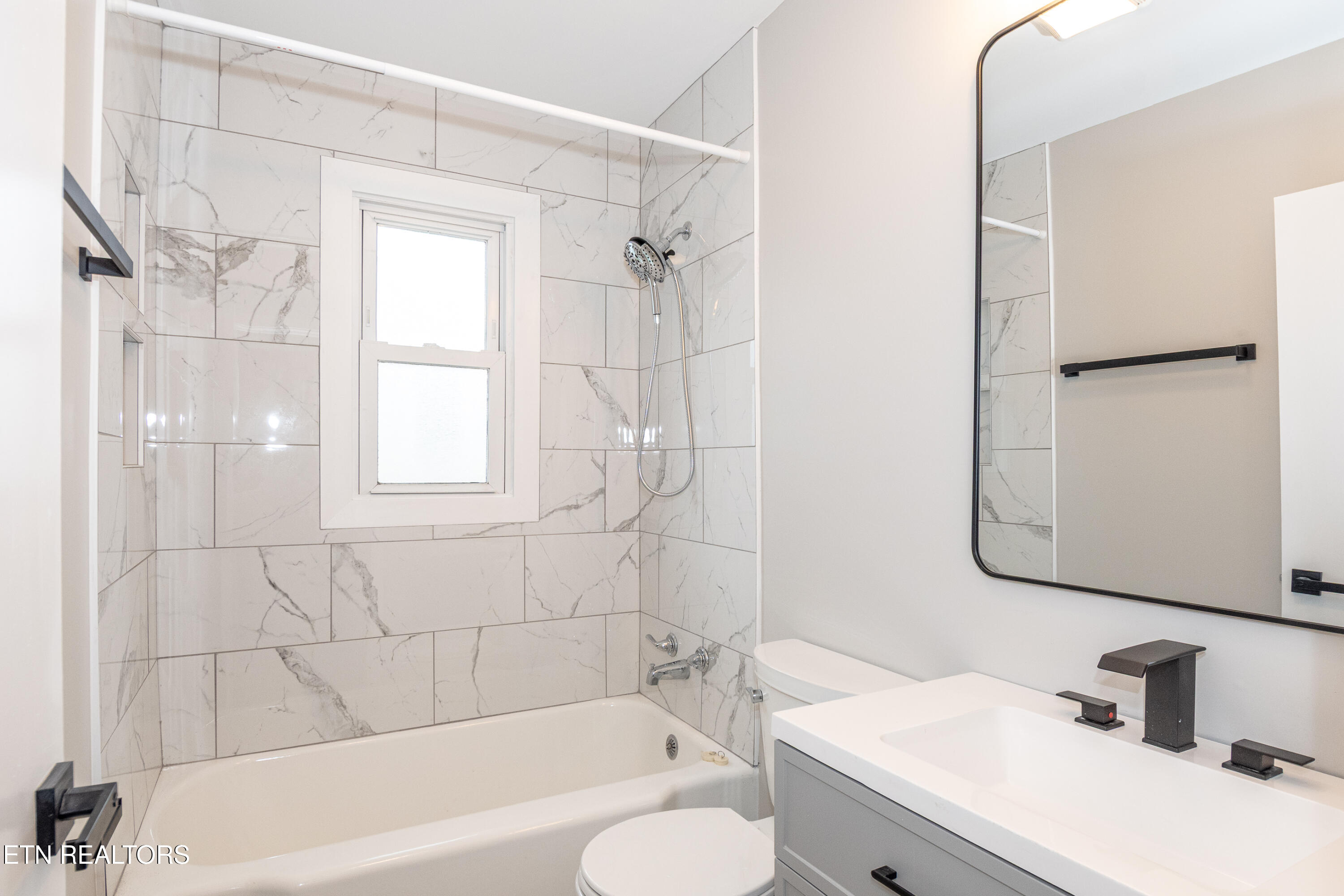 1119 Cherry Street Alcoa, TN 37701 - Photo 23 of 37 New Vanity