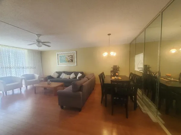 $2,250 | 319 Northeast 14th Avenue, Unit 207, Hallandale Beach, FL 33009