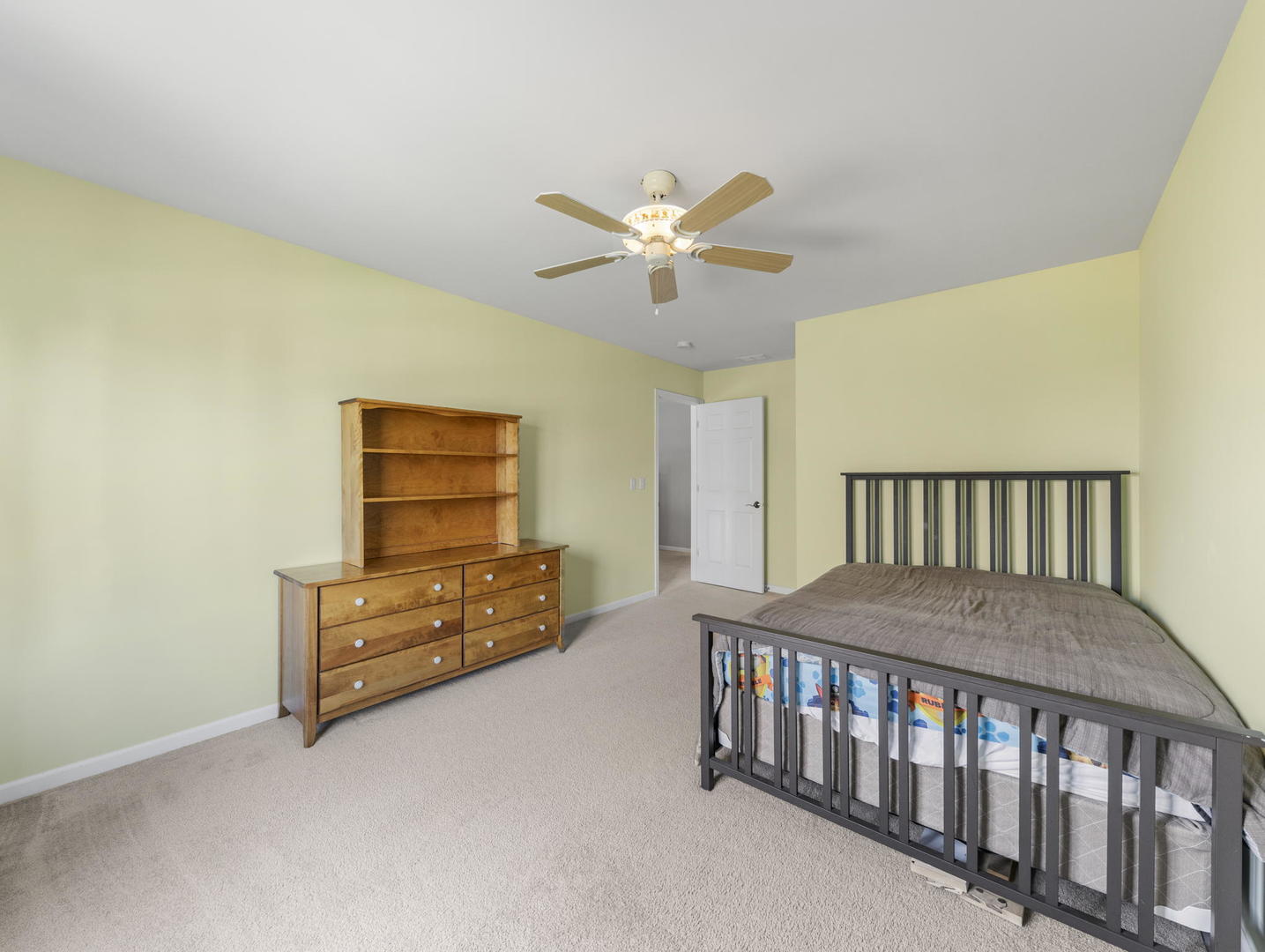 26528 Rustling Birch Way Plainfield, IL 60585 - Photo 24 of 39 a bedroom with furniture and a window