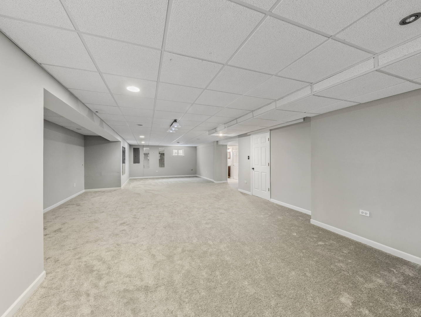 26528 Rustling Birch Way Plainfield, IL 60585 - Photo 33 of 39 a view of empty room