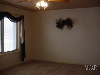 5840 West Dunbar Road Monroe, MI 48161 - Photo 6 of 14 928651-5.JPG