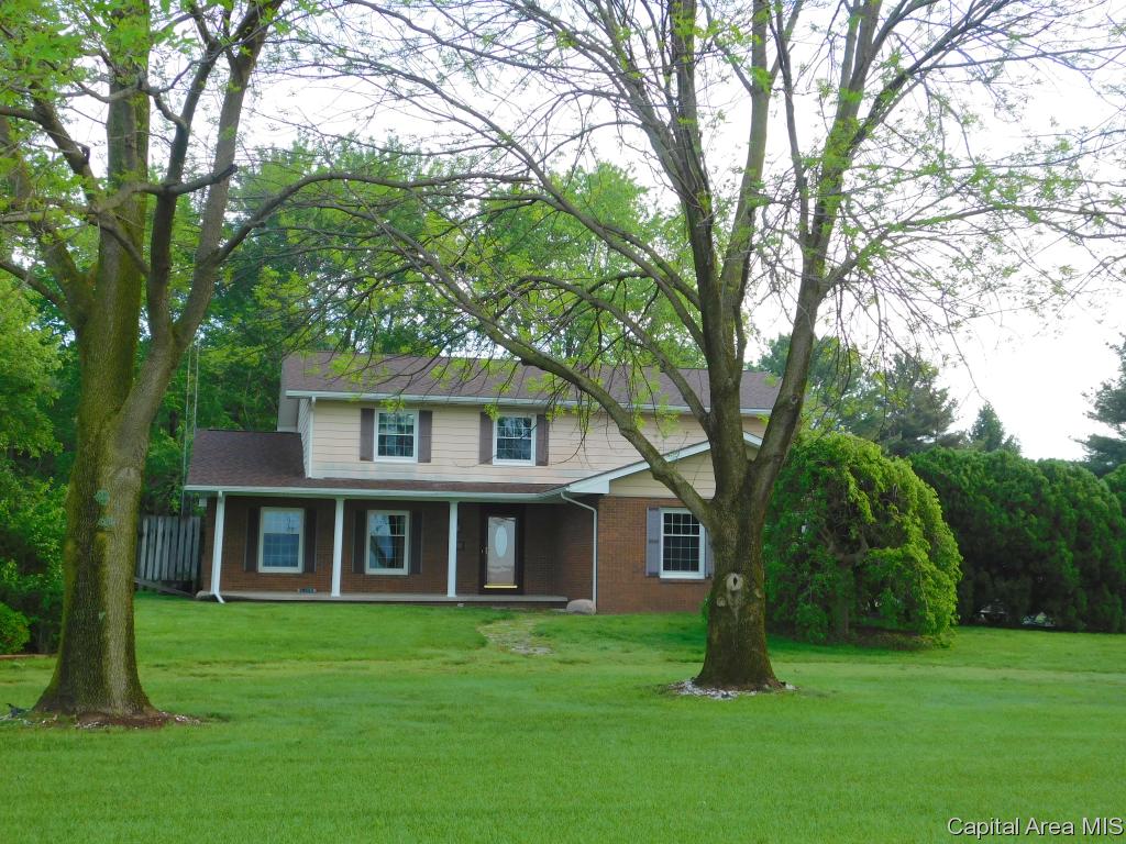 3063 Covered Bridge Road Chatham, IL 62629 - Photo 1 of 32