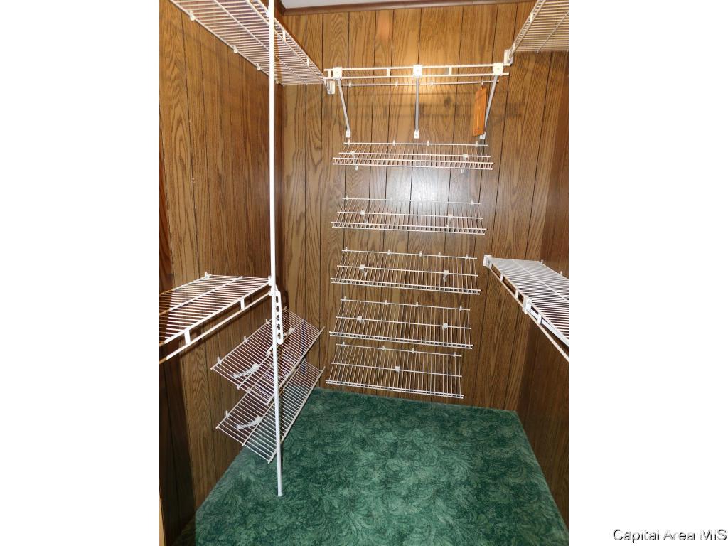 3063 Covered Bridge Road Chatham, IL 62629 - Photo 18 of 32